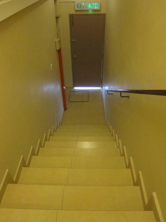 Place2Stay Hotel Malacca Екстер'єр фото