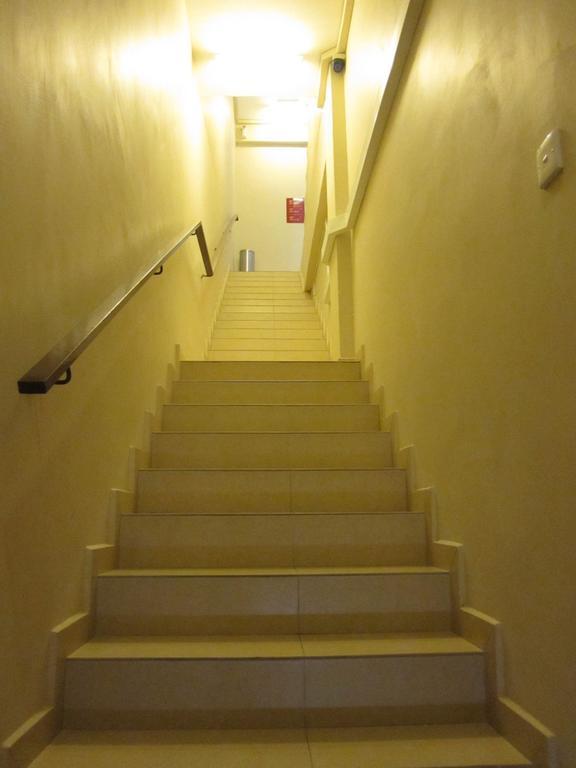 Place2Stay Hotel Malacca Екстер'єр фото