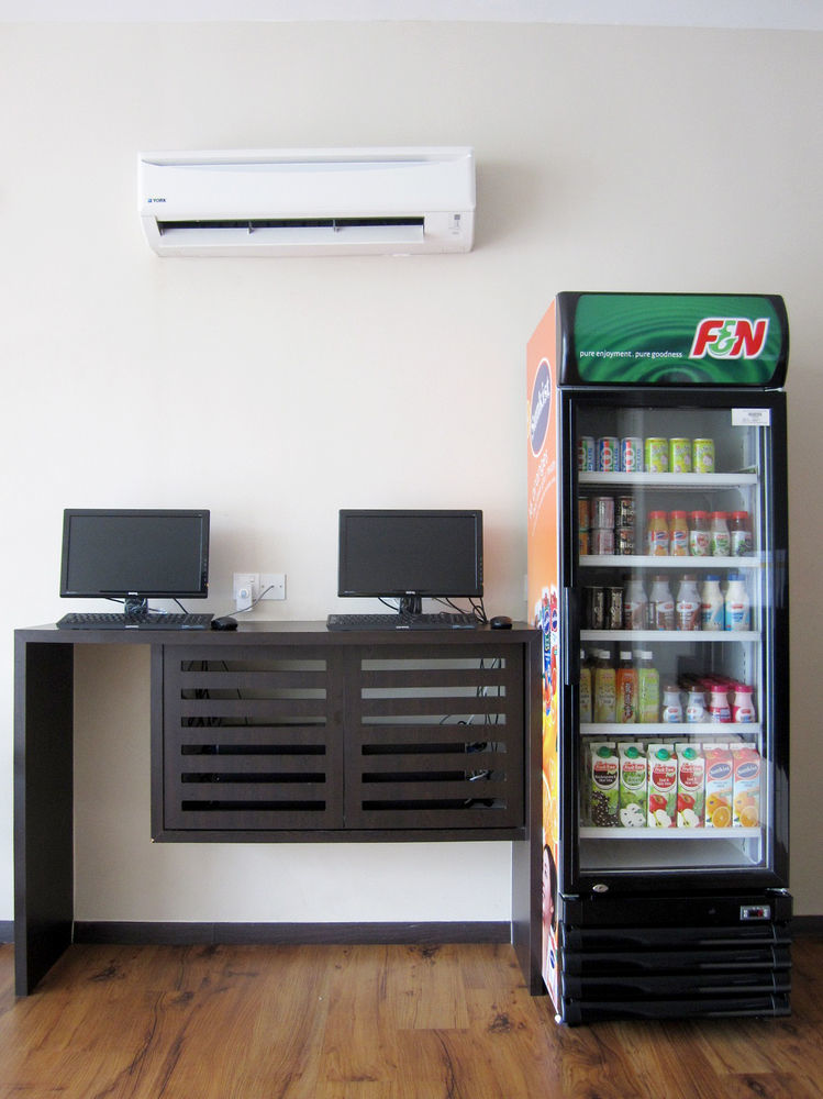 Place2Stay Hotel Malacca Екстер'єр фото